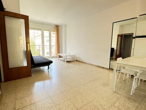 Piso en calle de Mallorca, 634