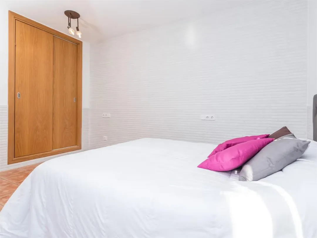 Casa adosada en  Camí d'Alcanada 8 - Foto 11