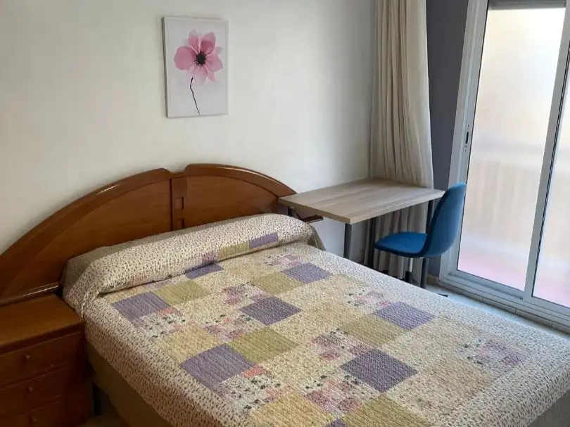 Piso en  Carrer de Manuela Estellés 56 - Foto 3