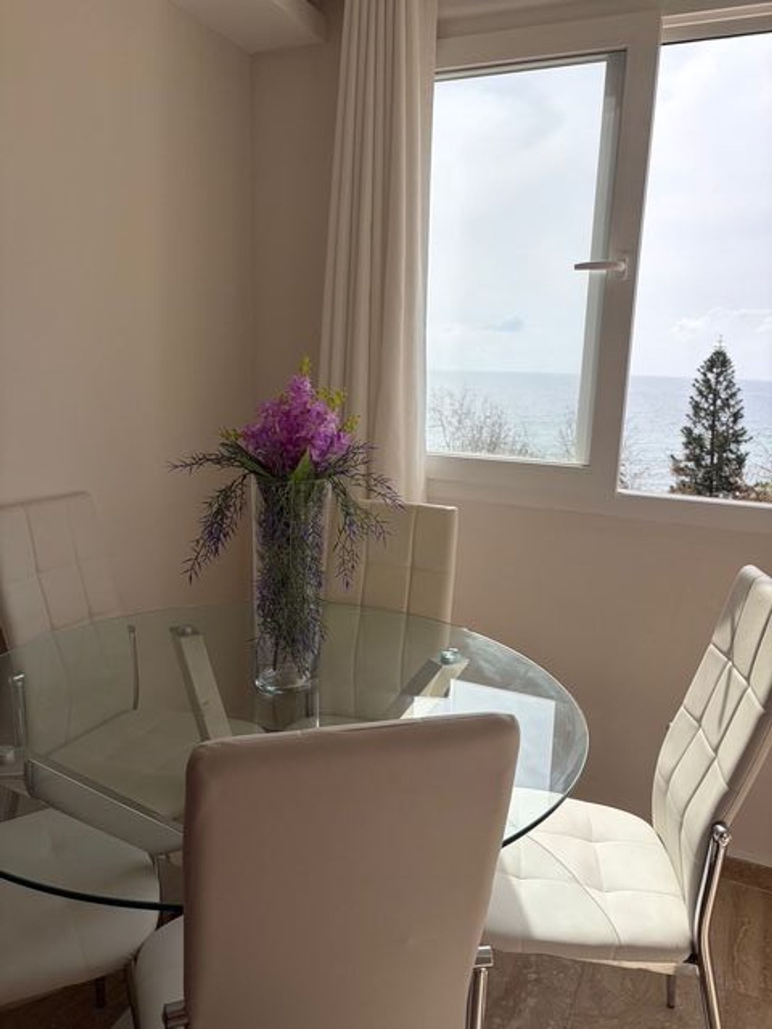 Piso en calle Rafaela Aparicio s/n Sn - Foto 8