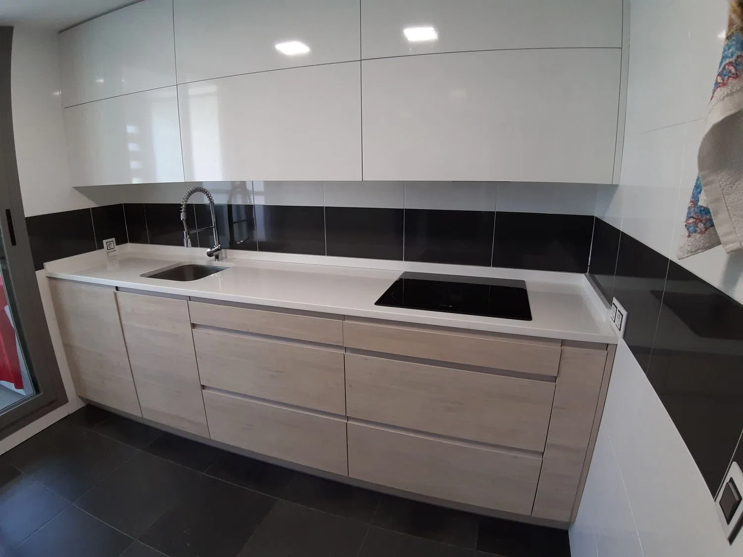 Piso en calle de Josefina Aldecoa, 82 - Foto 2