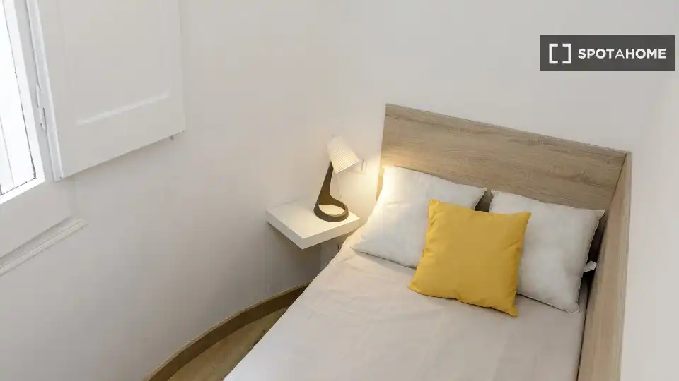 Piso en L'Hospitalet de Llobregat - Foto 4