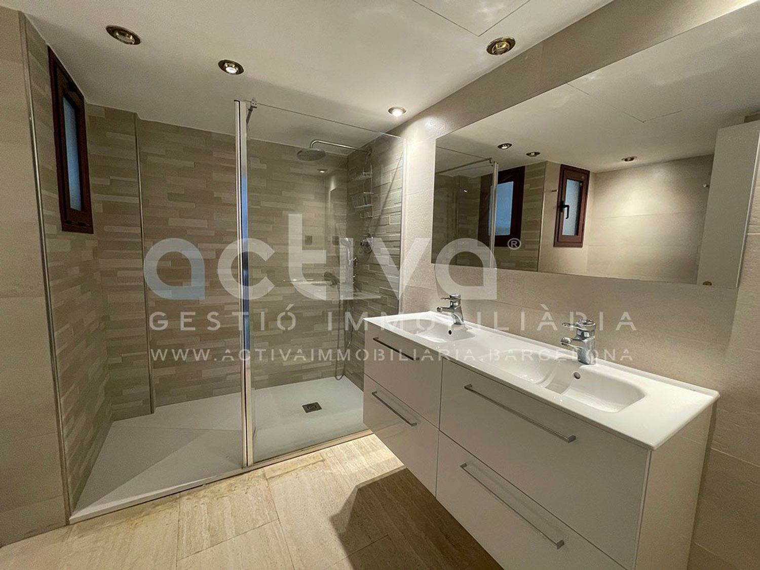 Chalet adosado en Calle dels Lleons - Foto 11