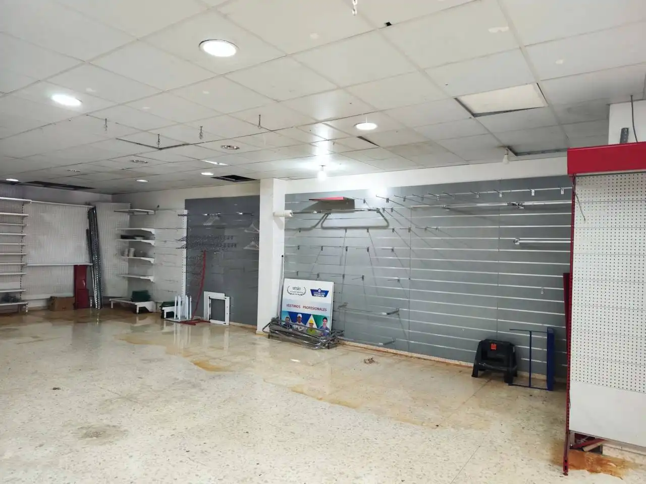 Local comercial en Terrassa - Foto 5