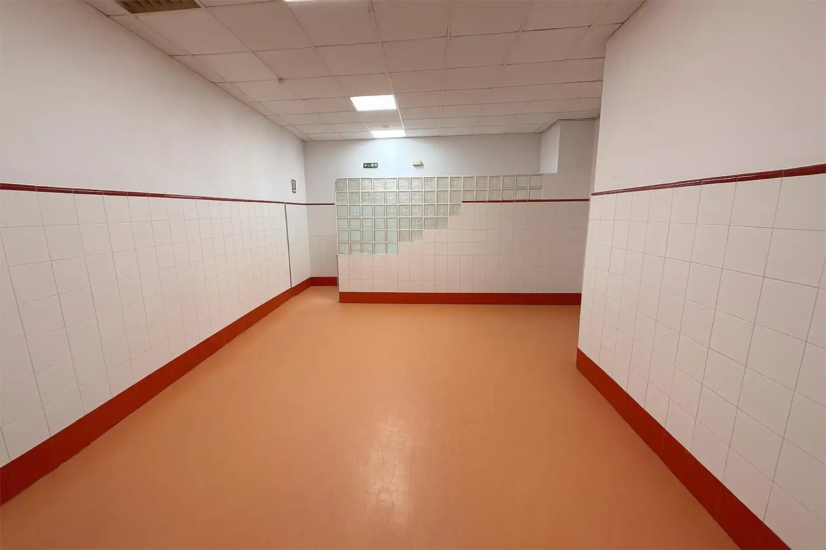Local comercial en  Rúa Doutor Yañez Rebolo 73 - Foto 2