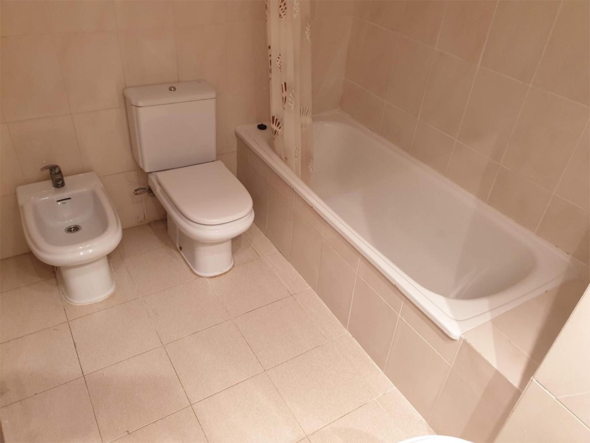 Piso en  Carrer de Beniopa 1 - Foto 5