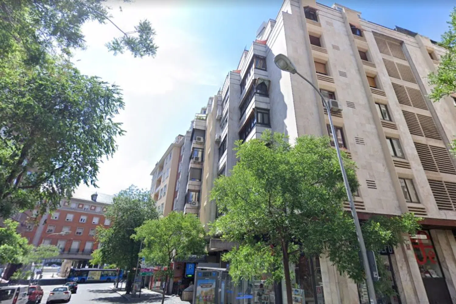 Piso en calle de Fernando el Católico, 86 - Foto 1