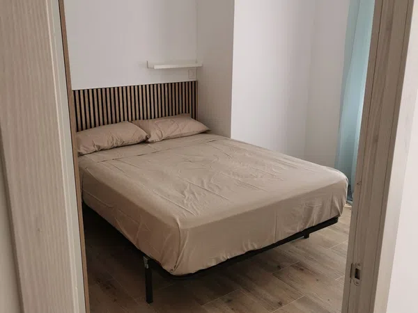 Piso en calle Poeta Blas de Loma, 8 - Foto 1