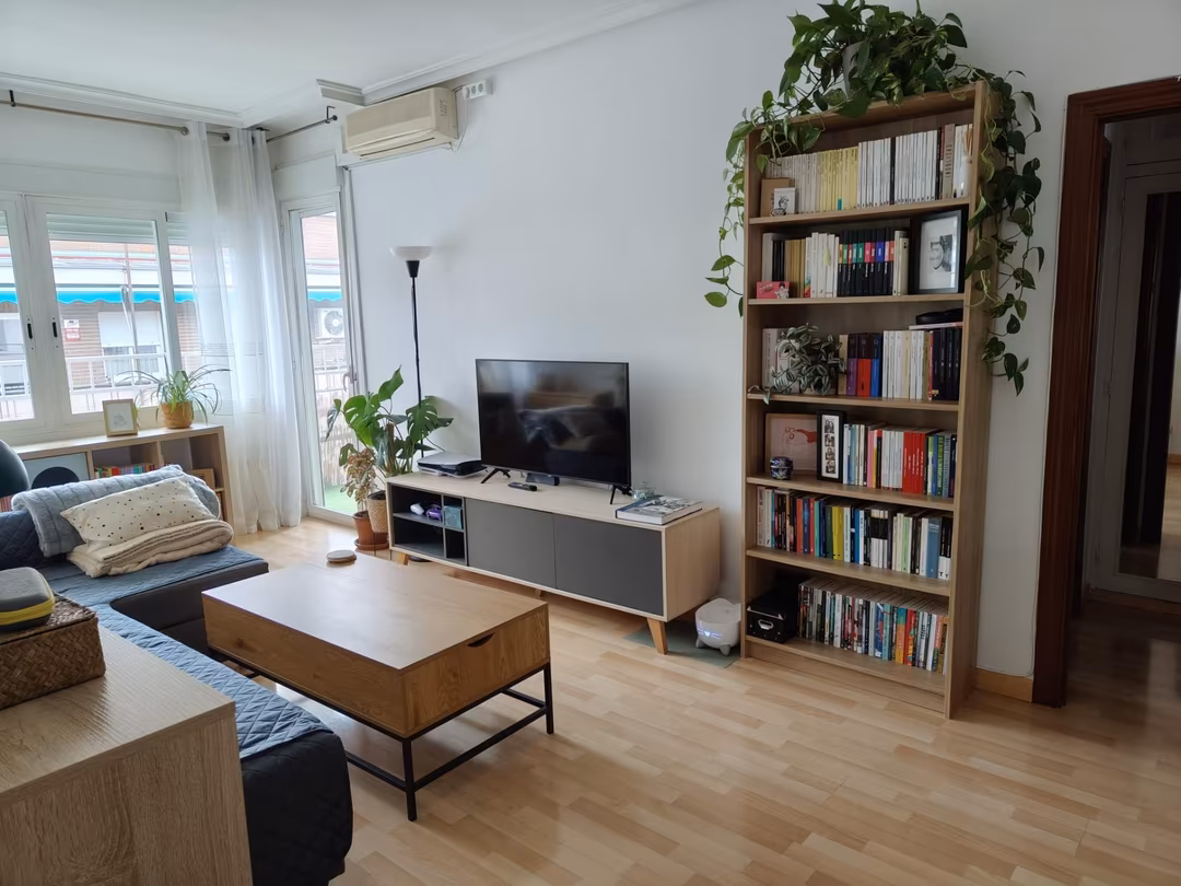 Piso en  Calle Santiago Estévez 22