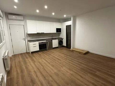 Piso en calle del Idioma Esperanto, 8