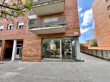Local comercial en  Carrer SARAJEVO - Foto 15