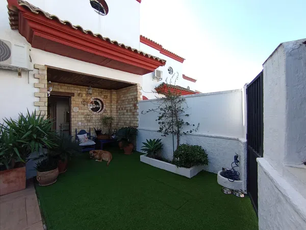Chalet adosado en Calle el Casarejo, 11 - Foto 4