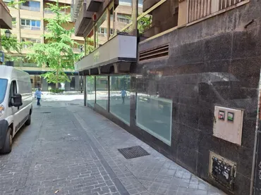 Local comercial en  Calle Gran Vía de Colón 26 - Foto 4