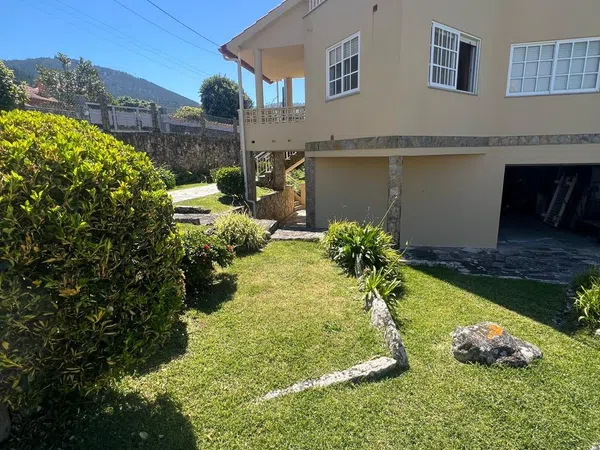 Casa rural en Calle do Párroco Don Claudio Rodal Fandiño, 10 - Foto 1