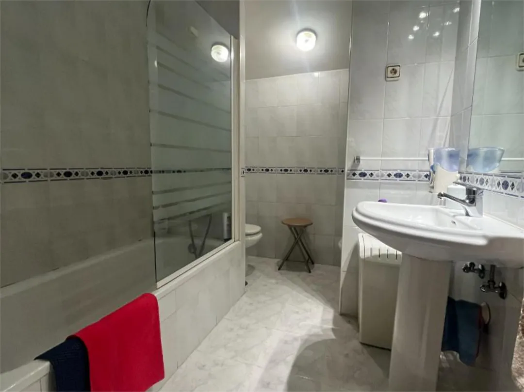 Piso en  Avenida Isaac Albéniz 3 - Foto 20