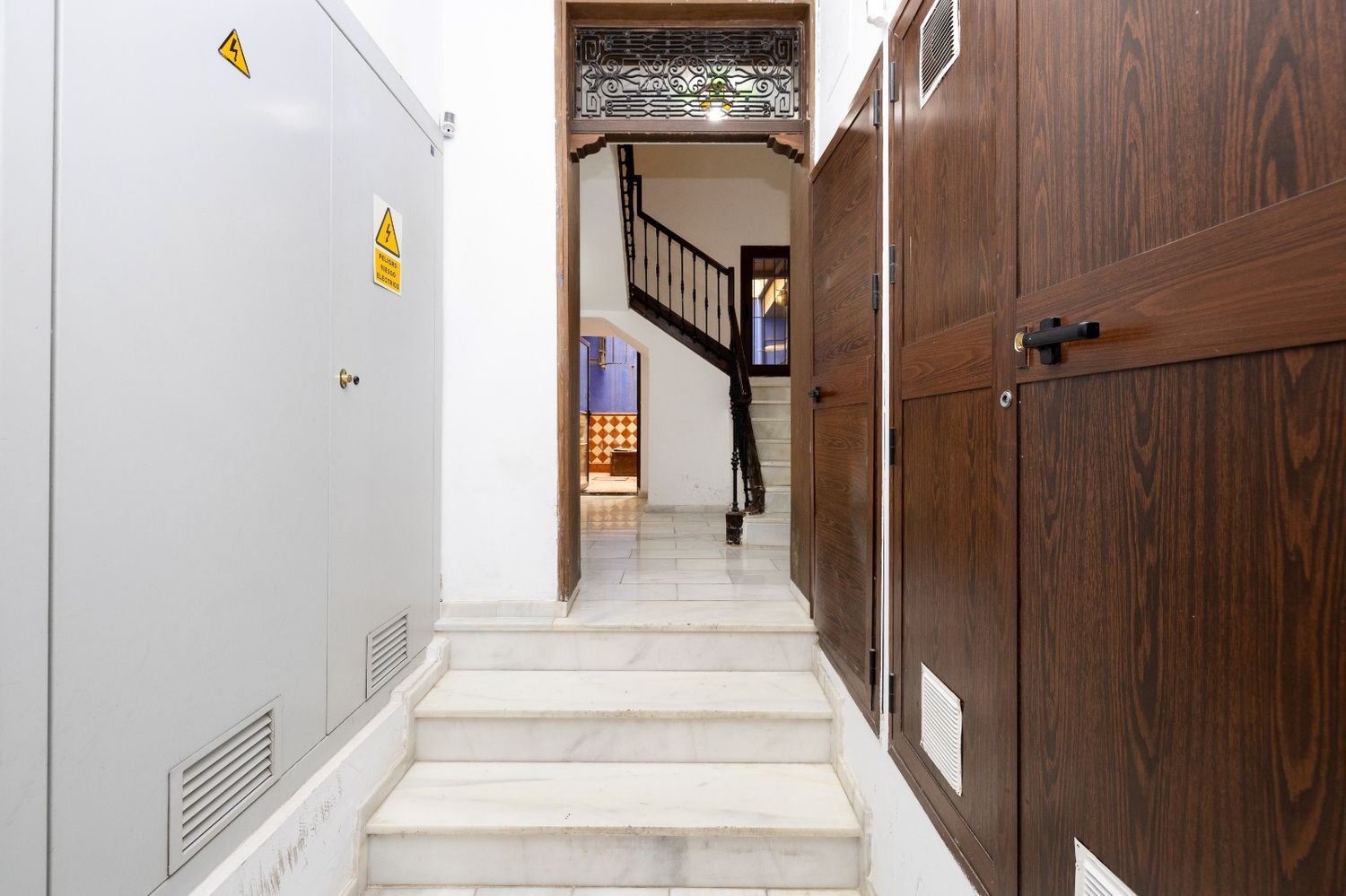 Piso en Calle Jesús y María, 8 - Foto 6