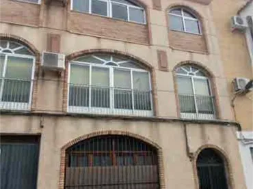 Piso en Avda de la Estación - Foto 1