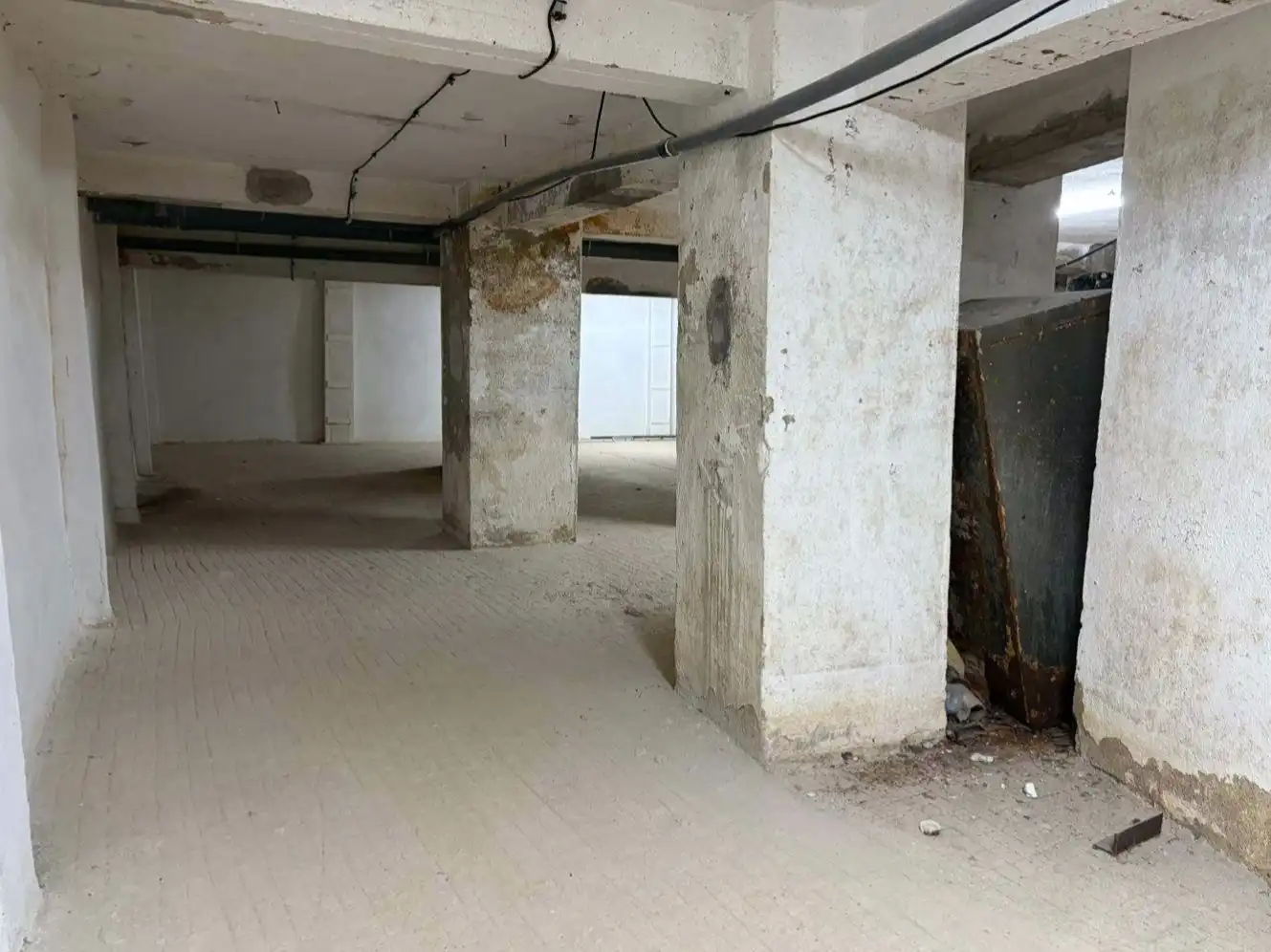 Local comercial en  Avenida de Velázquez 30 - Foto 6
