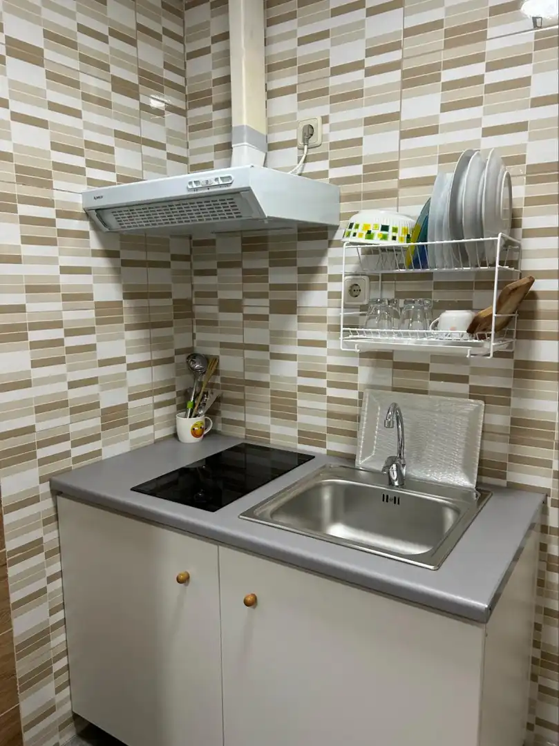 Estudio en L'Hospitalet de Llobregat - Foto 2