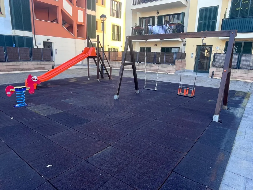Planta baja en  Carrer de Gaston Vuillier 10 - Foto 2