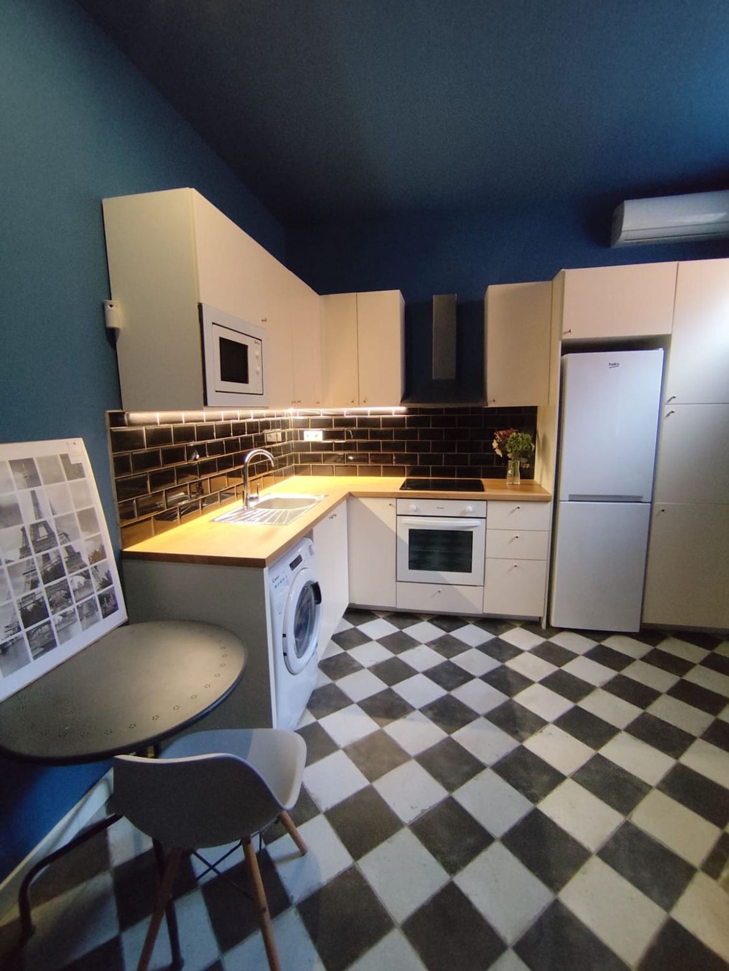 Estudio en calle dels Sants Just i Pastor, 7 - Foto 3