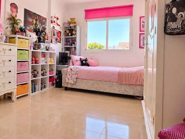 Chalet adosado en Palma de Gandia - Foto 18
