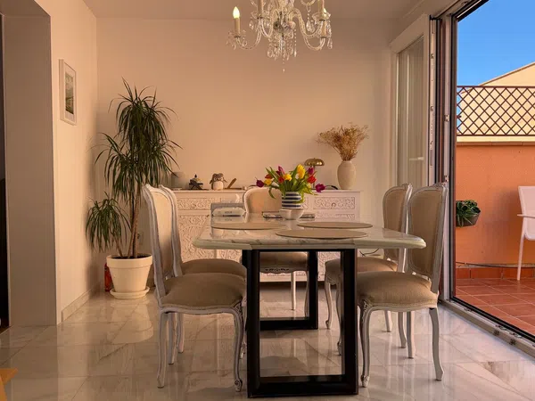 Chalet adosado en Bola de Oro - Foto 5