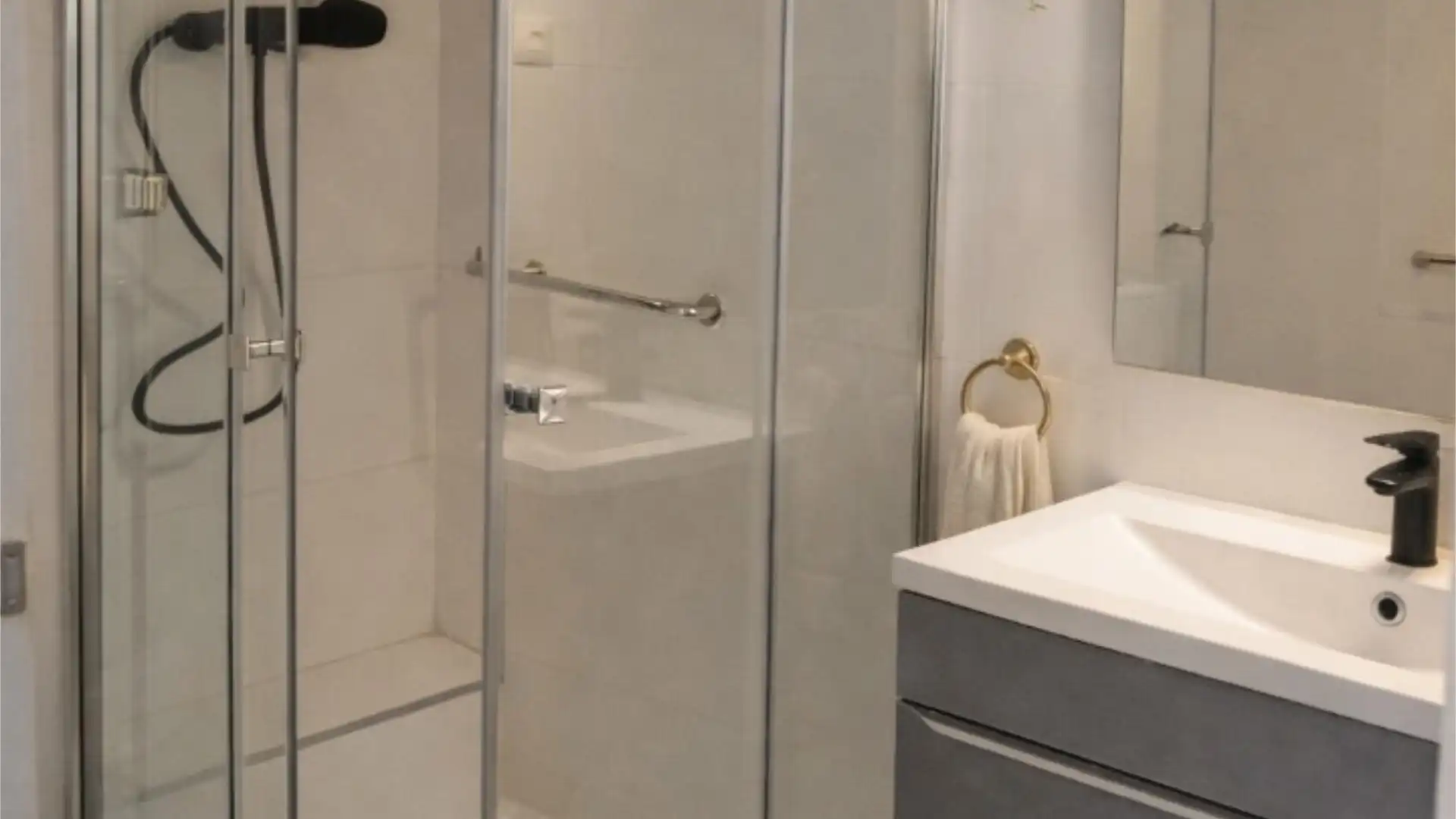 Piso en  Plaça Josep Torras i Bages 4 - Foto 6