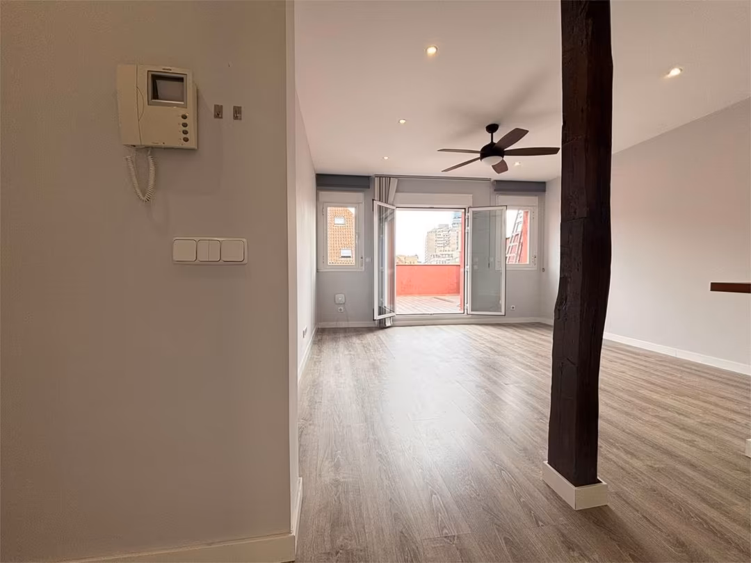 Ático en  Calle del Almirante 20 - Foto 3