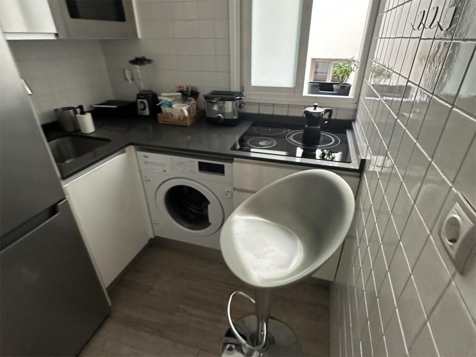 Piso en  Calle de Augusto Figueroa 7 - Foto 25