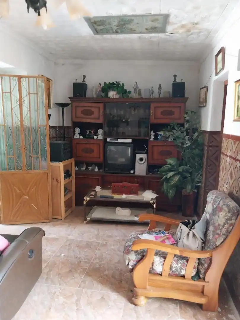 Planta baja en  Travesía Castellanos 28 - Foto 3