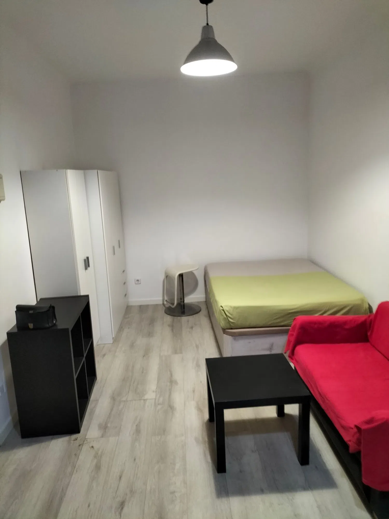 Estudio en calle de Rodrigo de Guevara, 6