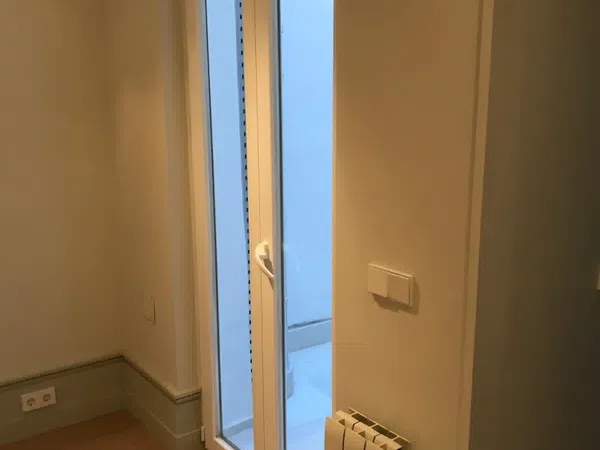 Piso en calle de Belén, 6