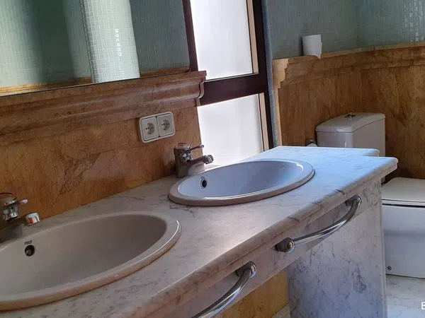 Piso en calle Reyes Católicos, 7 . 4º C - Foto 8