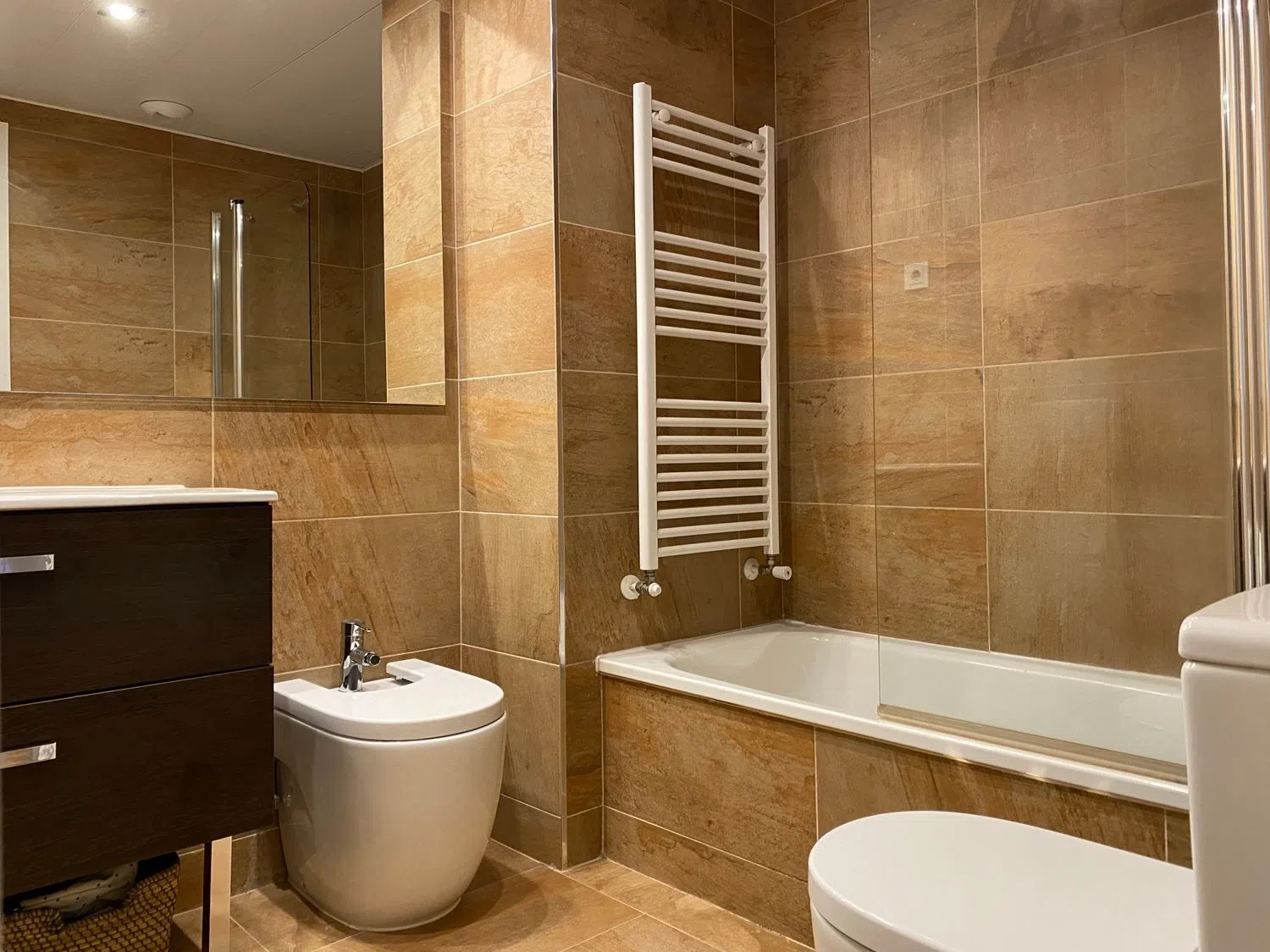 Piso en calle de María de las Mercedes de Borbón, 232 - Foto 16