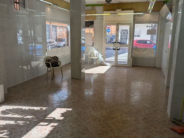 Local comercial en  Avenida de Europa 111 - Foto 1