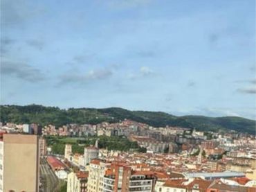 Piso en Zabalburu - Foto 1