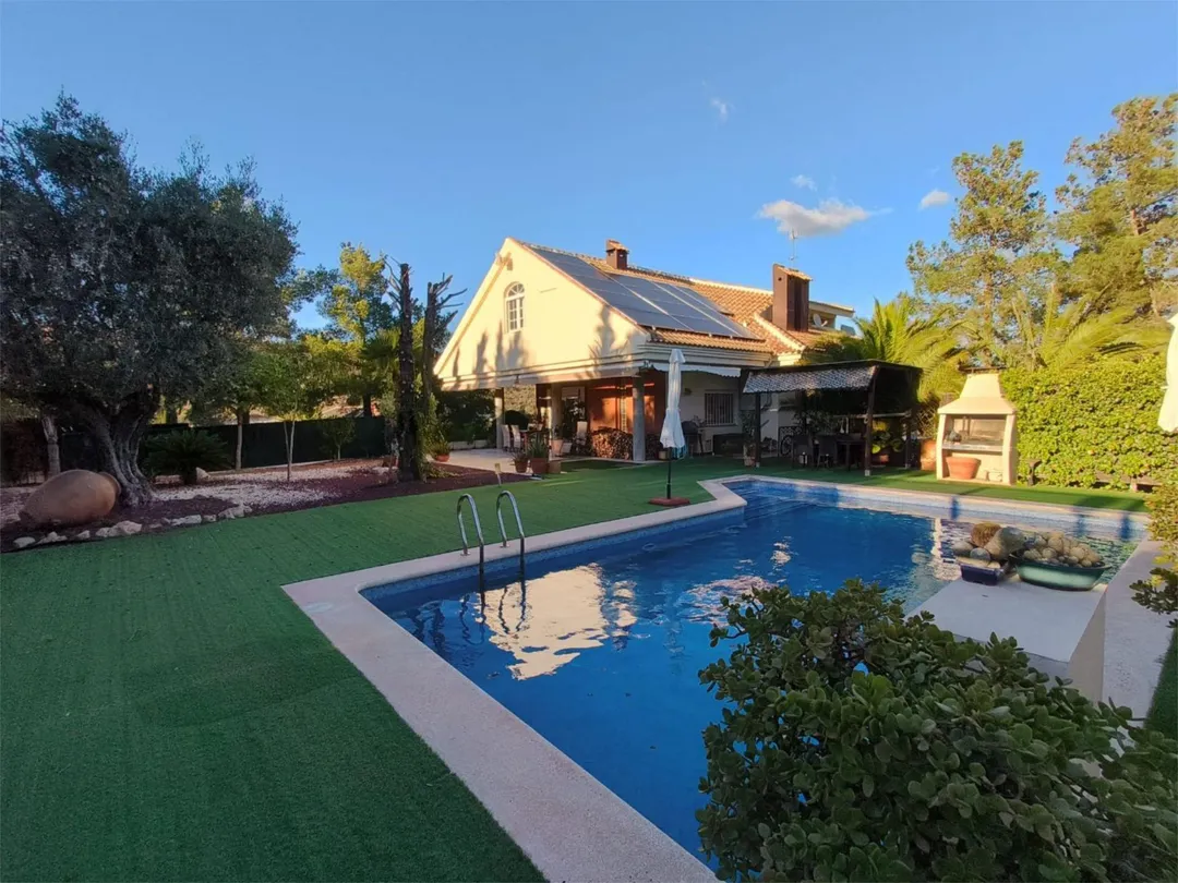 Chalet en  Calle Berenice 12 - Foto 1