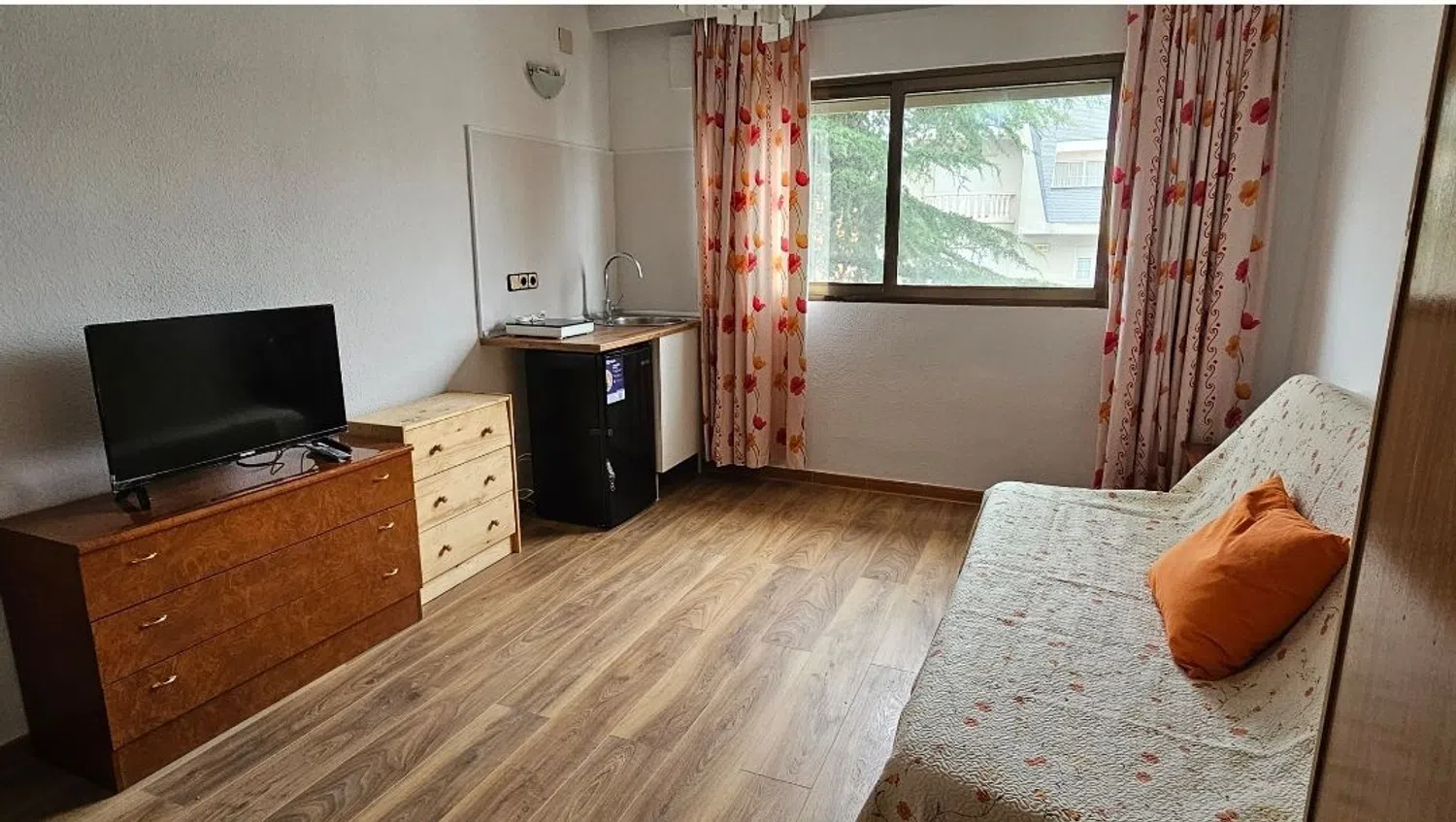 Estudio en calle de Palermo, 22 - Foto 2