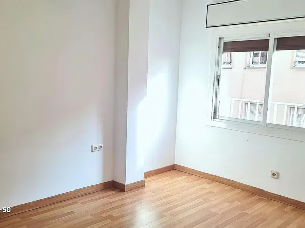 Piso en calle de la Independència, 144 - Foto 12