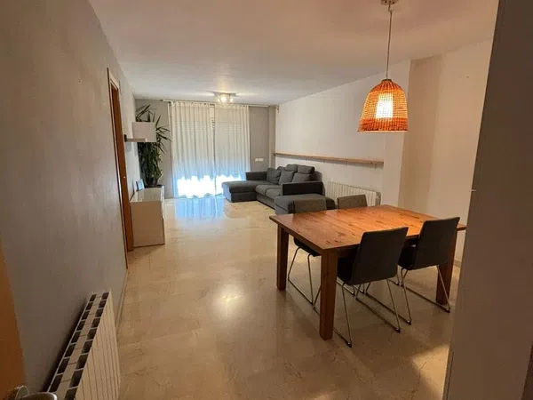 Piso en calle de la pau, 66