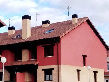 Casa adosada en  Calle Cela 19 - Foto 1