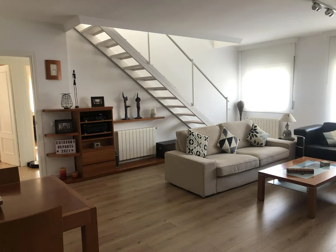 Piso en  Carrer de Menéndez y Pelayo 17 - Foto 2