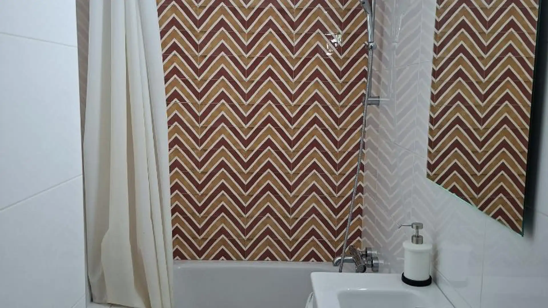 Piso en  Calle del Corazón de María 39 - Foto 5