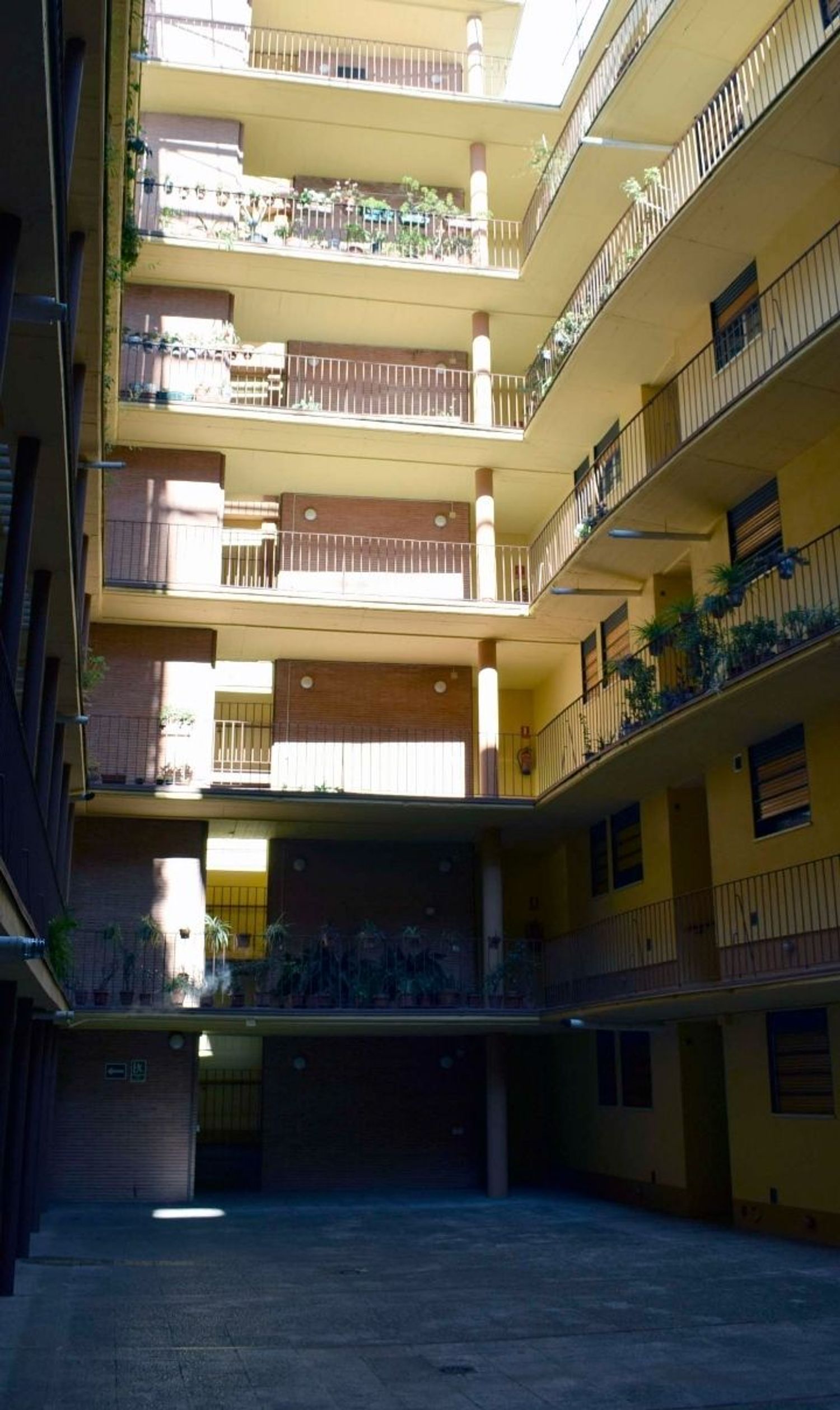 Piso en calle de Embajadores, 37 - Foto 2