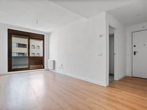 Piso en calle del Cerro de Valdecahonde, 24