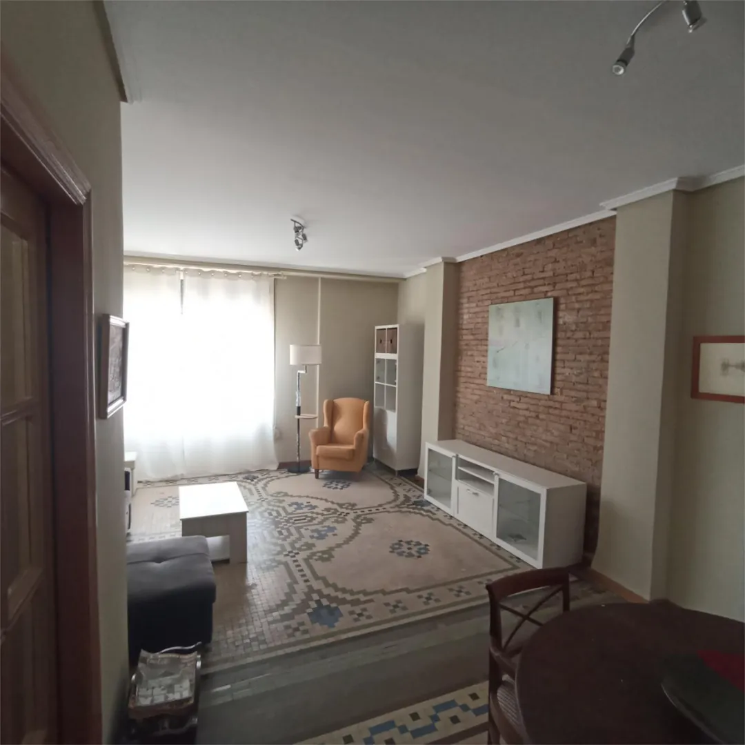 Piso en  Carrer d'Alcoi 5 - Foto 1