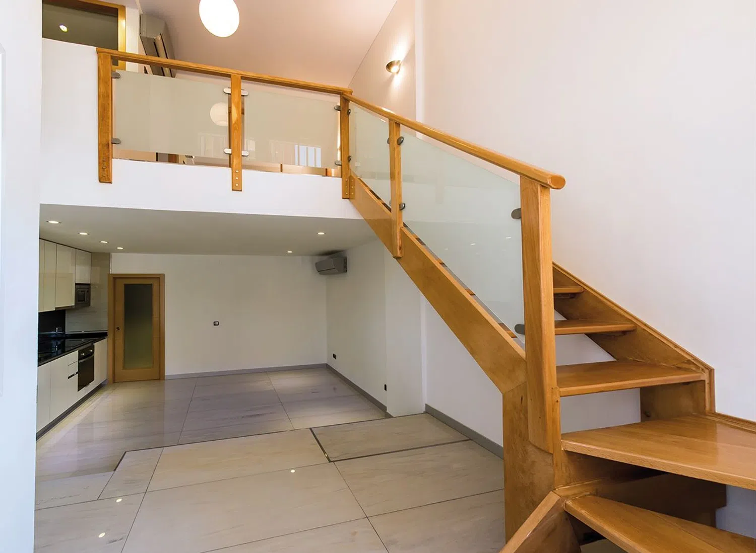 Dúplex en Barrio Cuatro Caminos - Foto 1