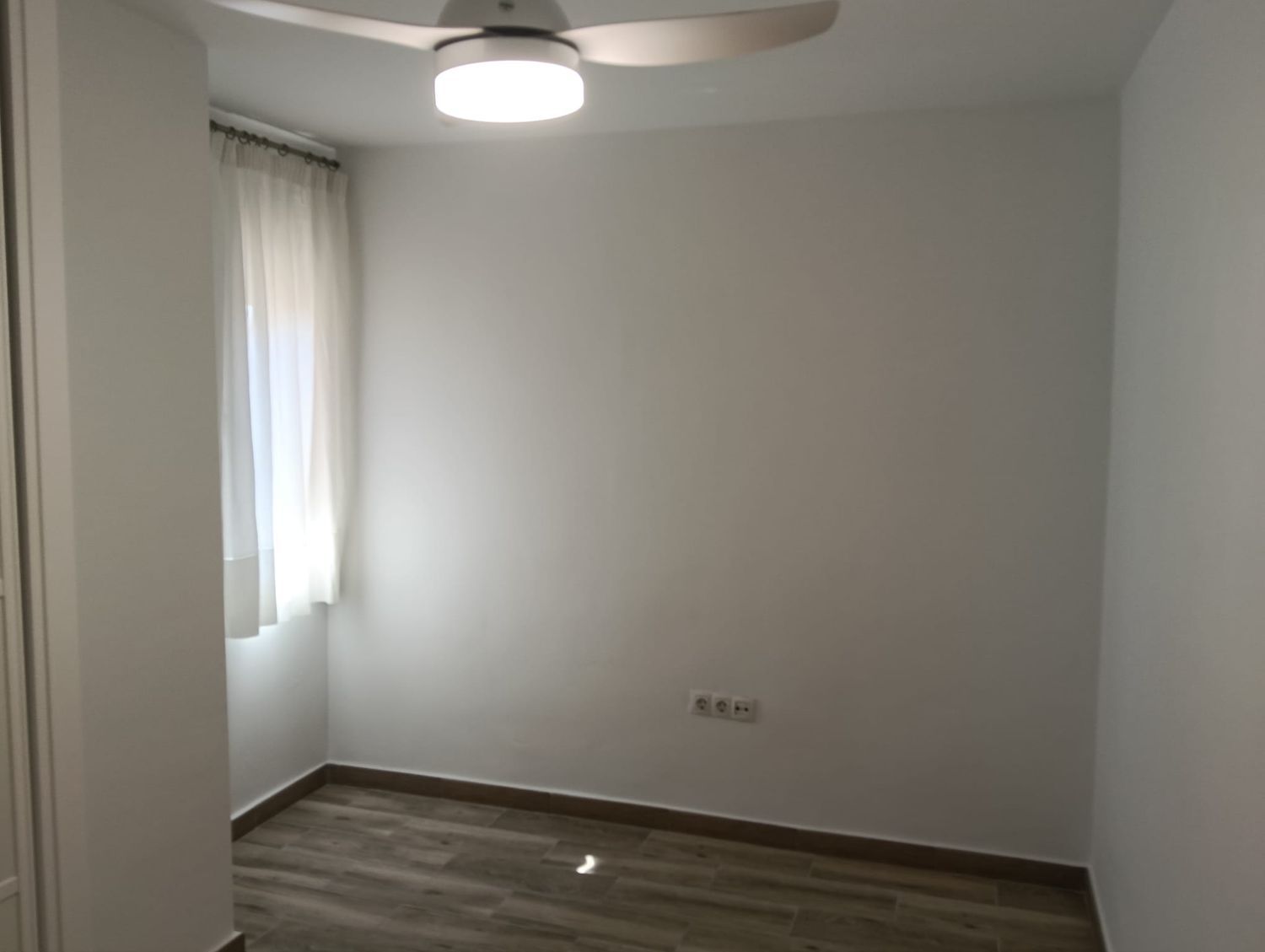 Piso en Barrio Buhaira - Huerta del Rey - Foto 6