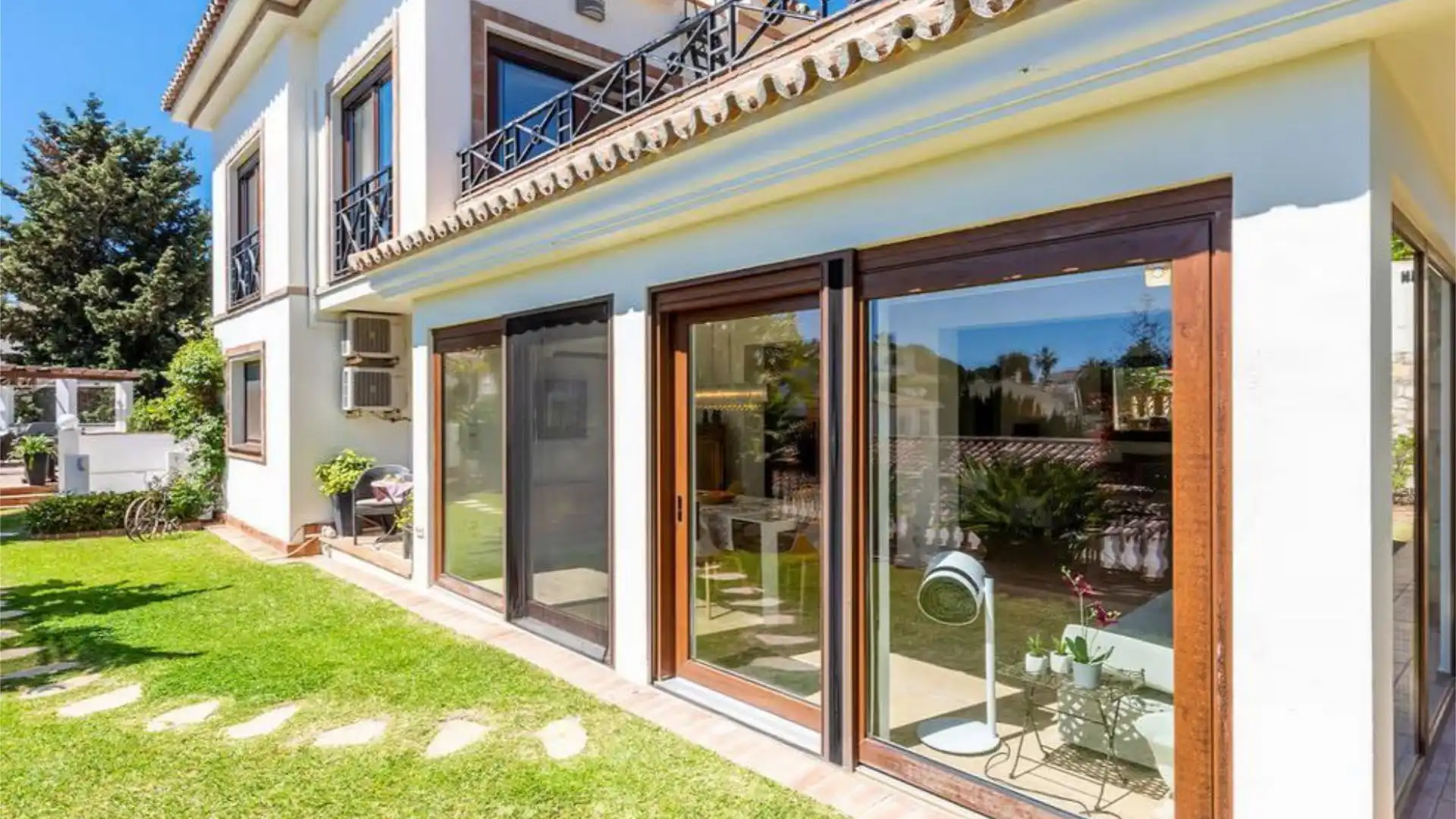 Chalet en  Calle Chipiona 14 - Foto 4